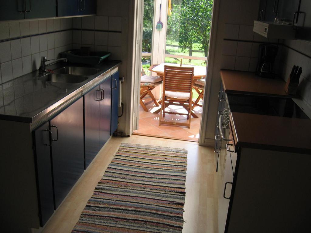 Almagarden Lantlig Miljoe Villa Svangsta Room photo